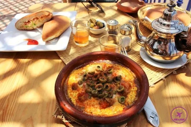 Akhendachou n'Ait Ouffi Riad Pizzeria Marhaba酒店 外观 照片