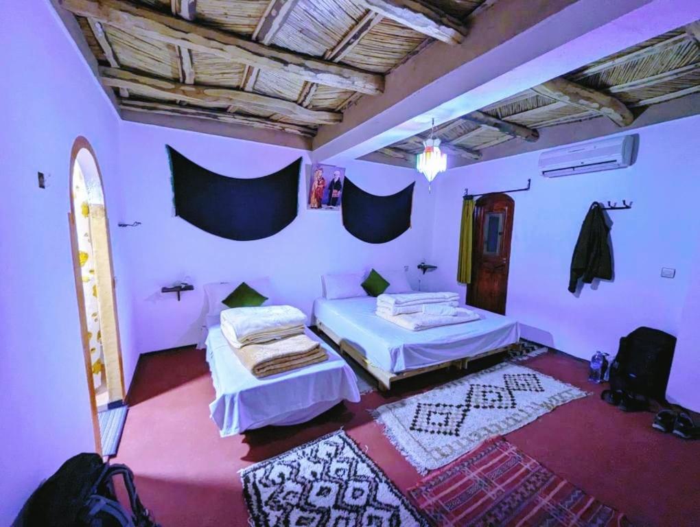 Riad Pizzeria Marhaba Akhendachou n'Ait Ouffi 外观 照片
