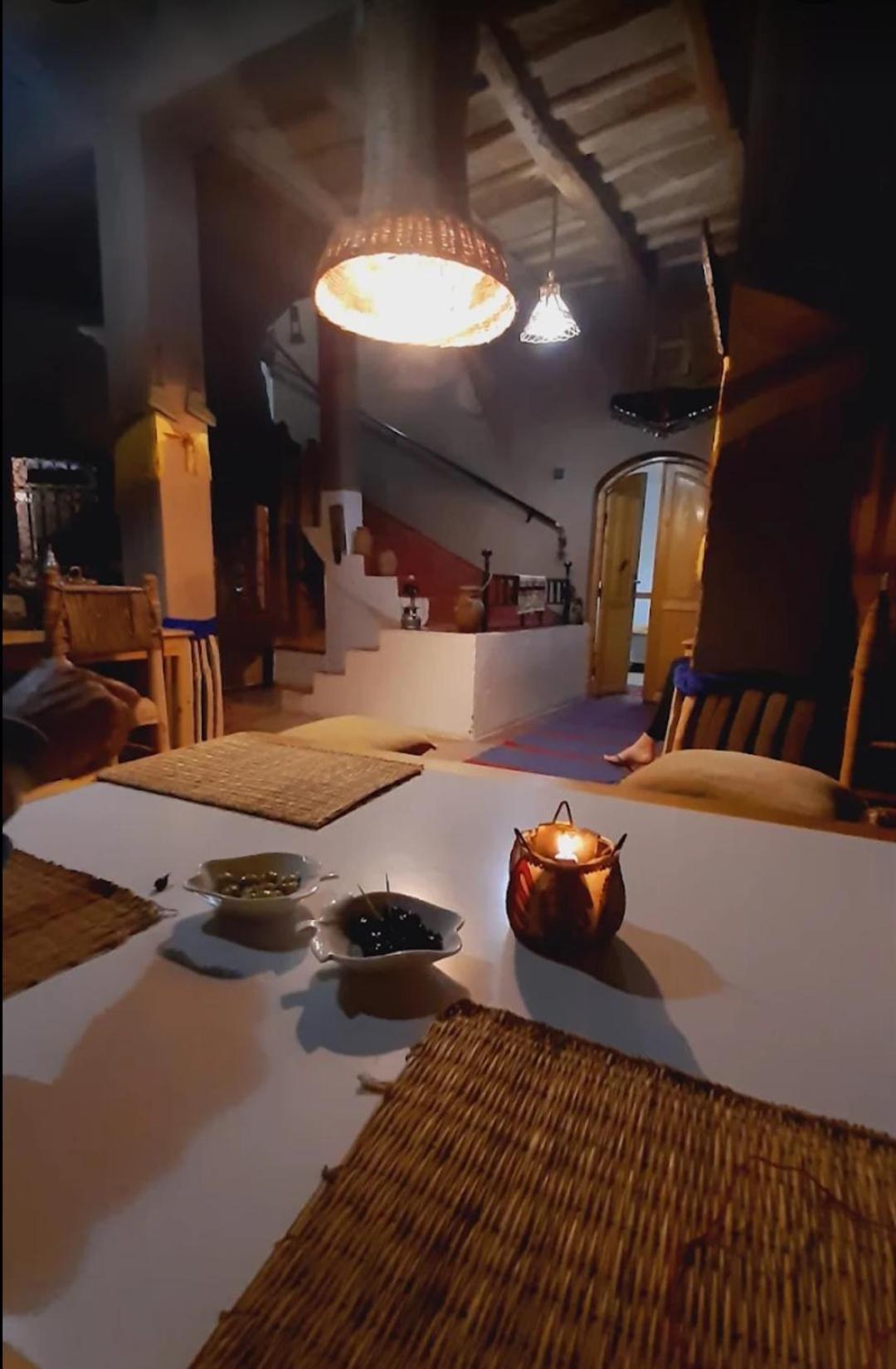 Riad Pizzeria Marhaba Akhendachou n'Ait Ouffi 外观 照片